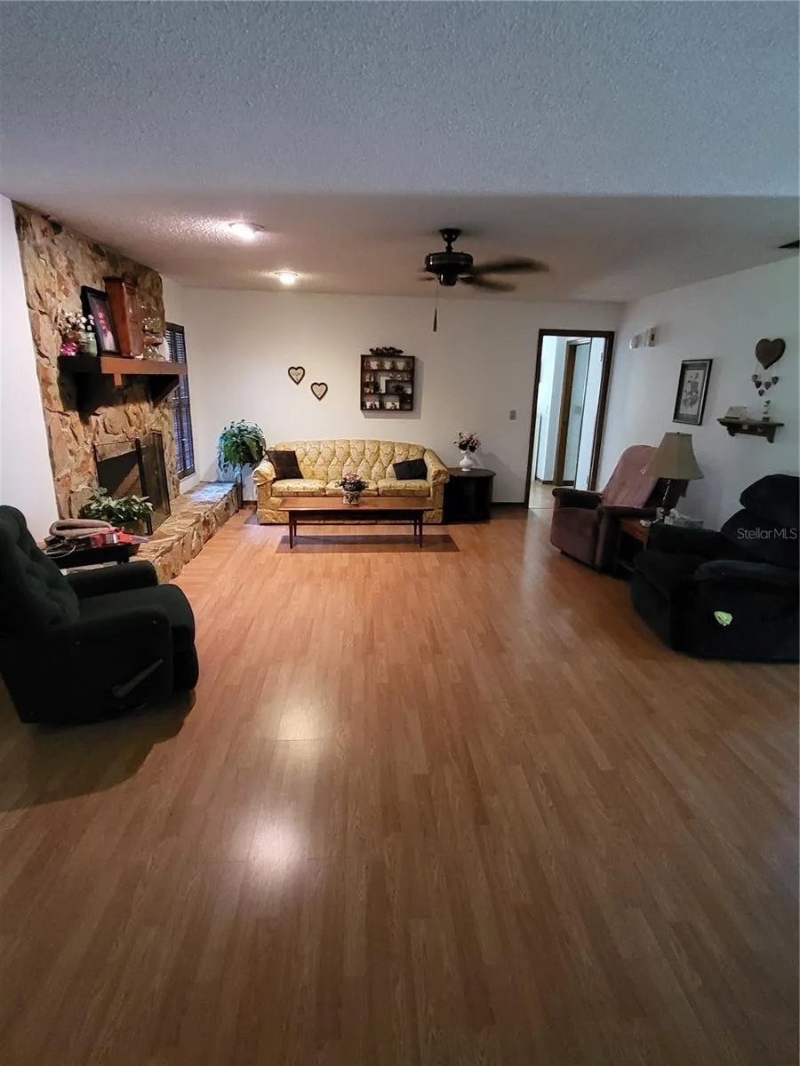 14204 WALDEN SHEFFIELD RD