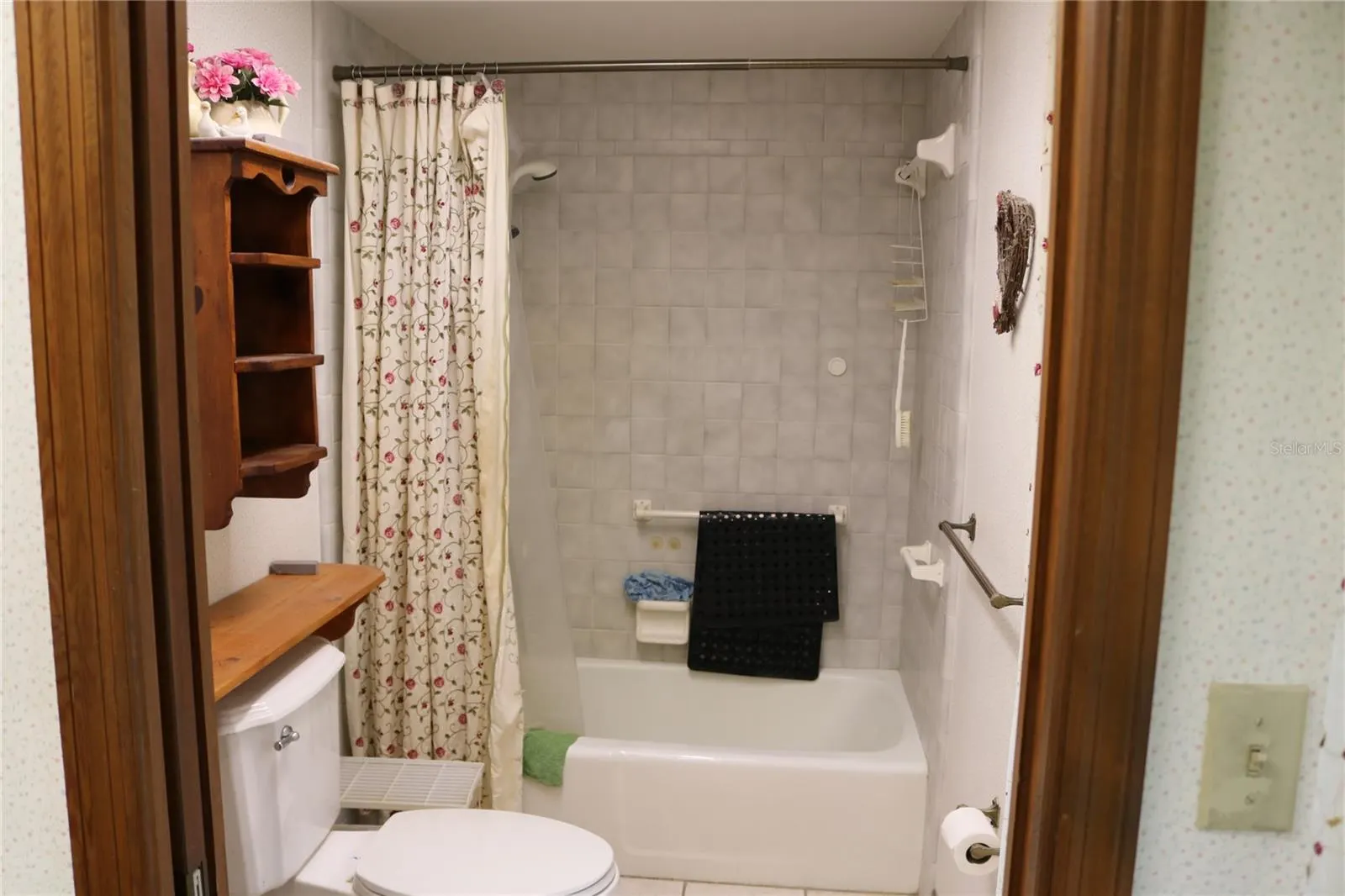 14204 WALDEN SHEFFIELD RD