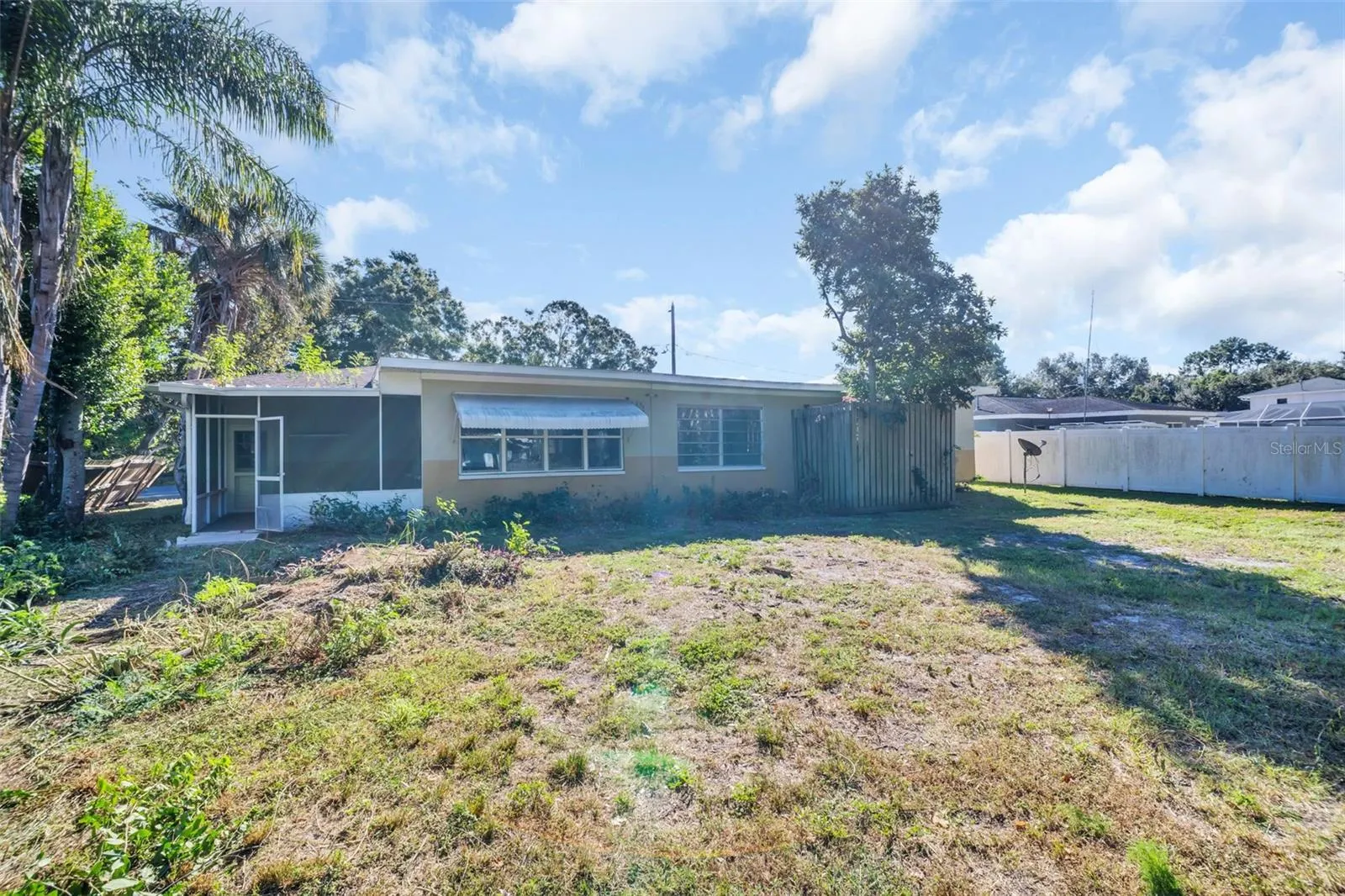 1182 NORWOOD AVE