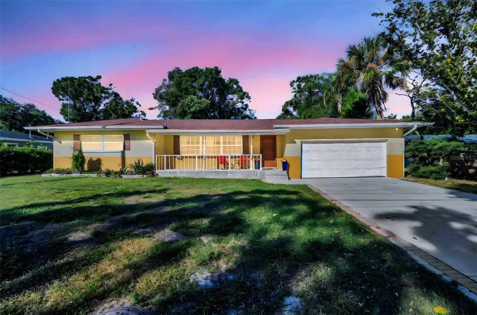 1182 NORWOOD AVE