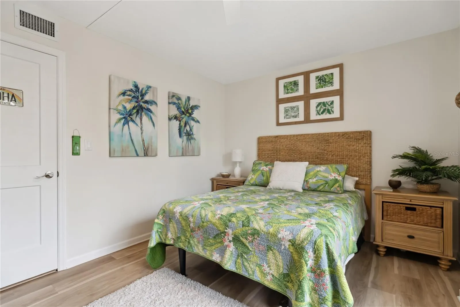 5279 ISLA KEY BLVD S #212, #212