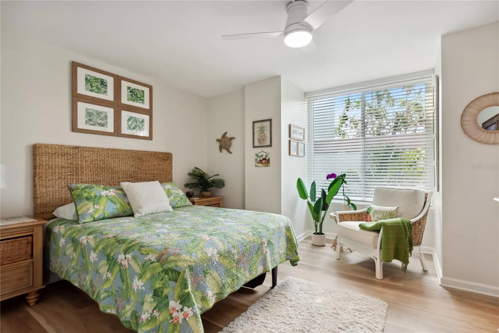 5279 ISLA KEY BLVD S #212, #212