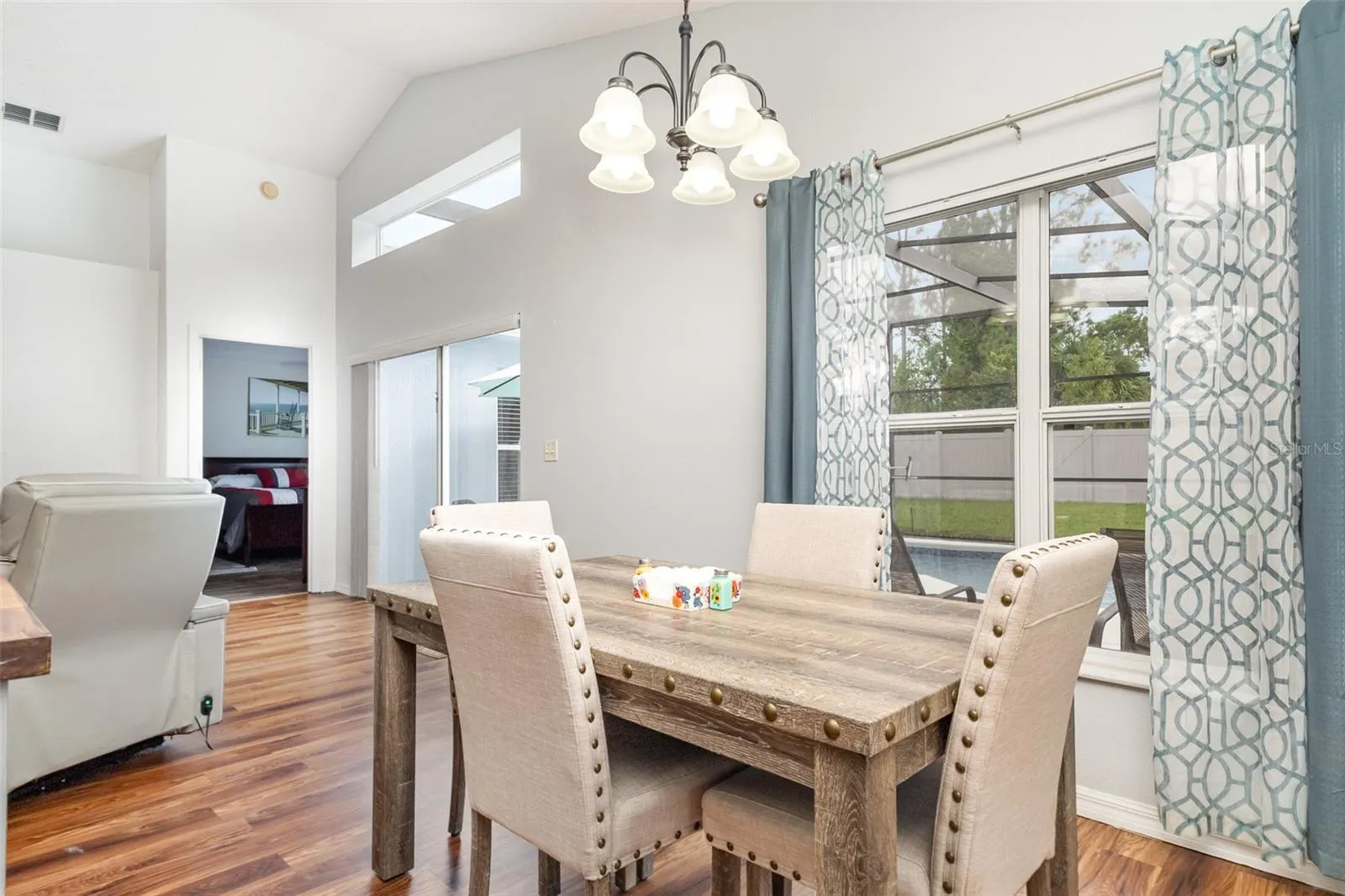844 CASTERTON CIR