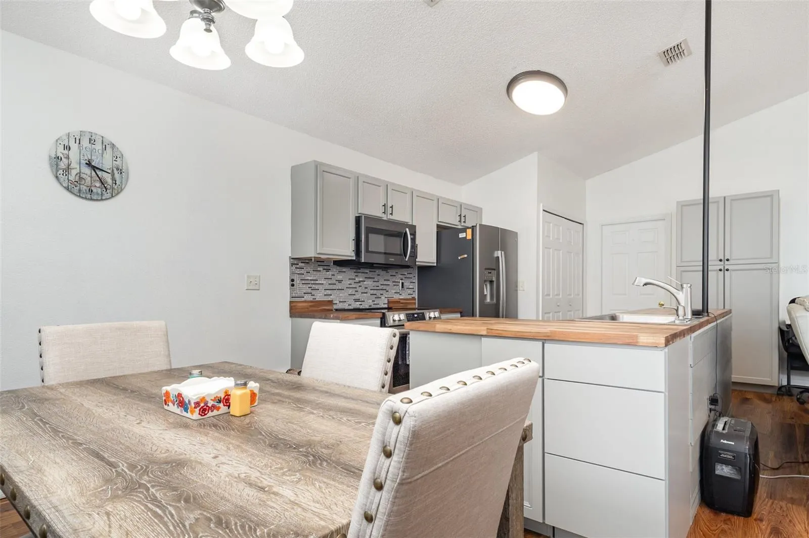 844 CASTERTON CIR