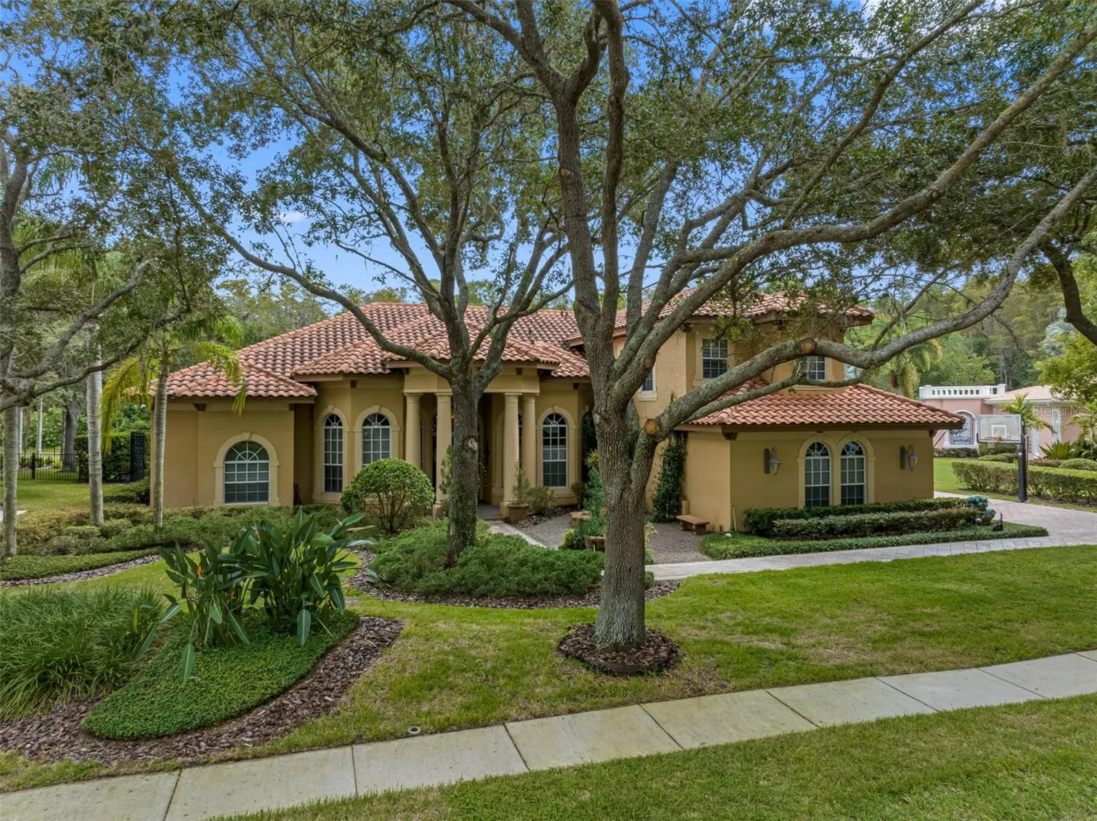 531 ISLEWORTH CLOSE