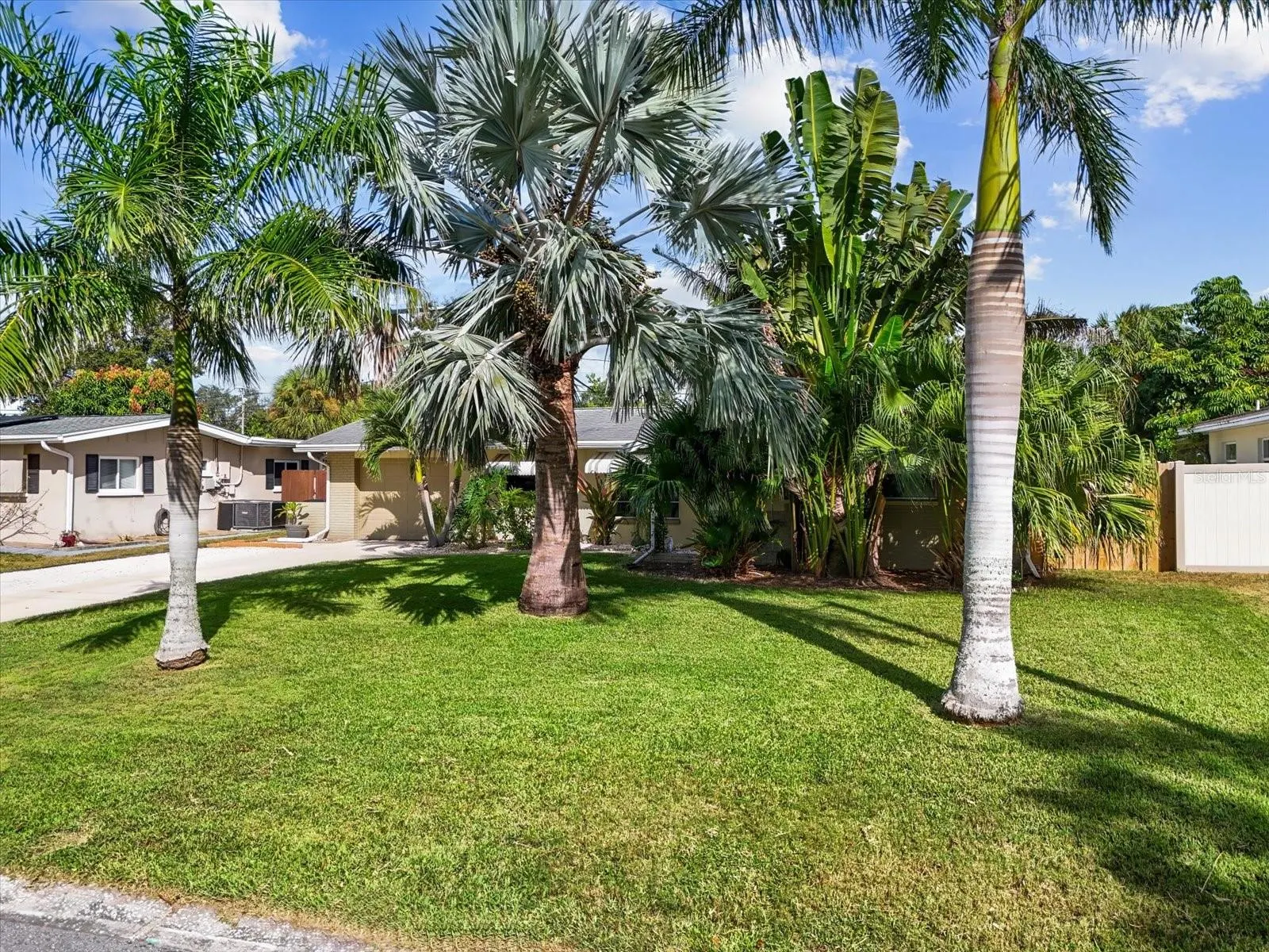 1821 BELLEMEADE DR