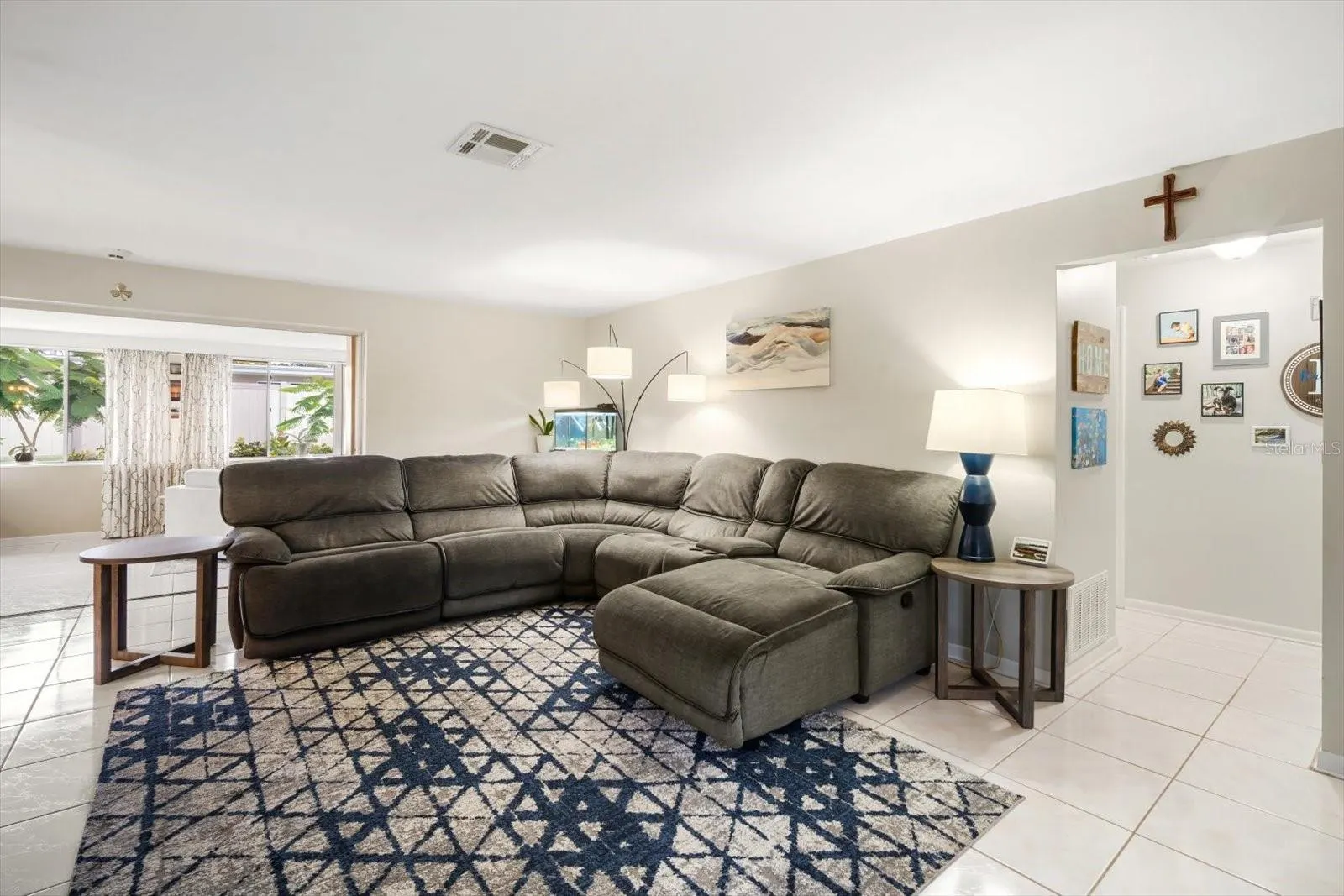 1821 BELLEMEADE DR