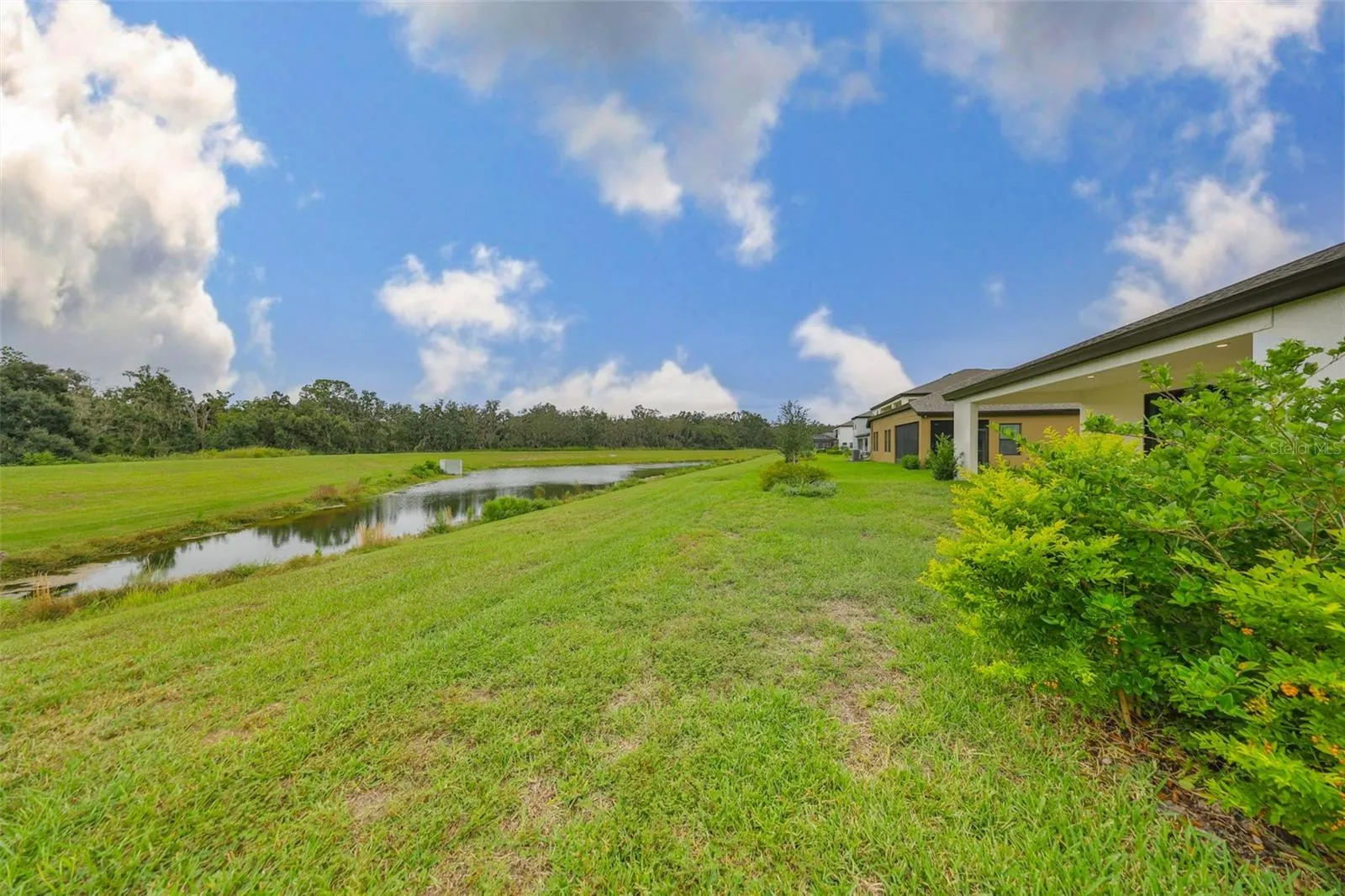 13211 TWIN BRIDGES DR