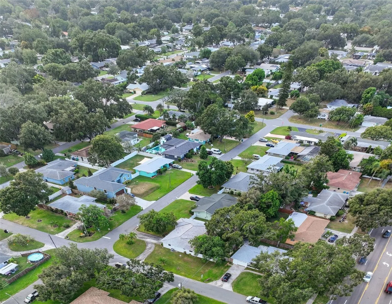 1431 DOUGLAS DR