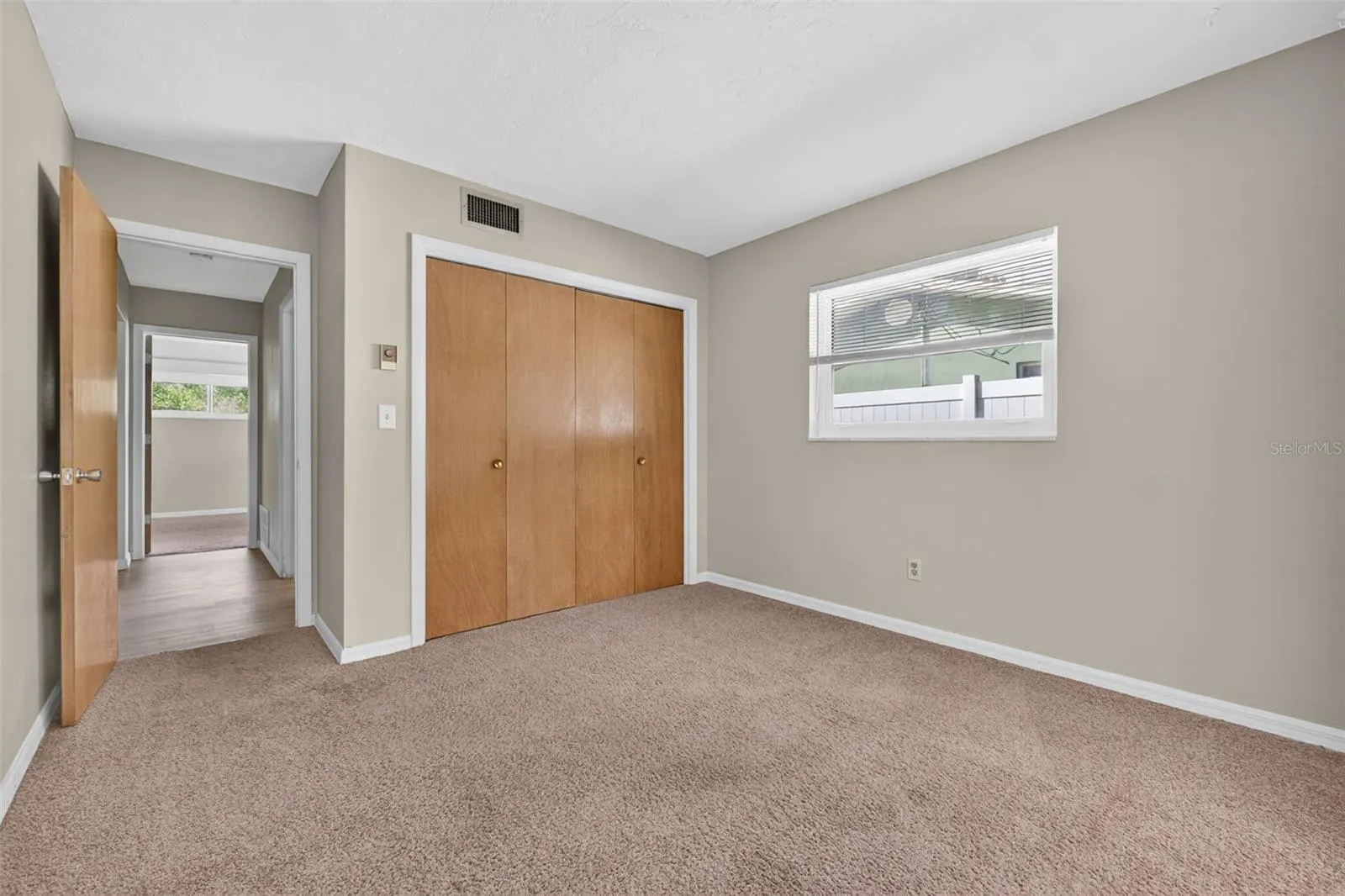 1431 DOUGLAS DR