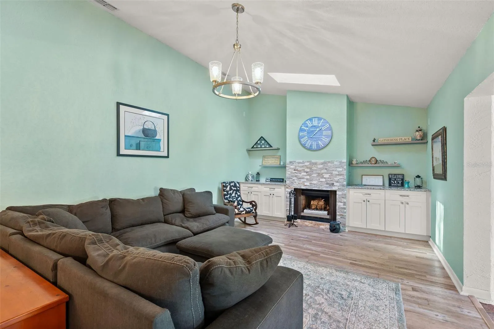 2128 KARAN WAY