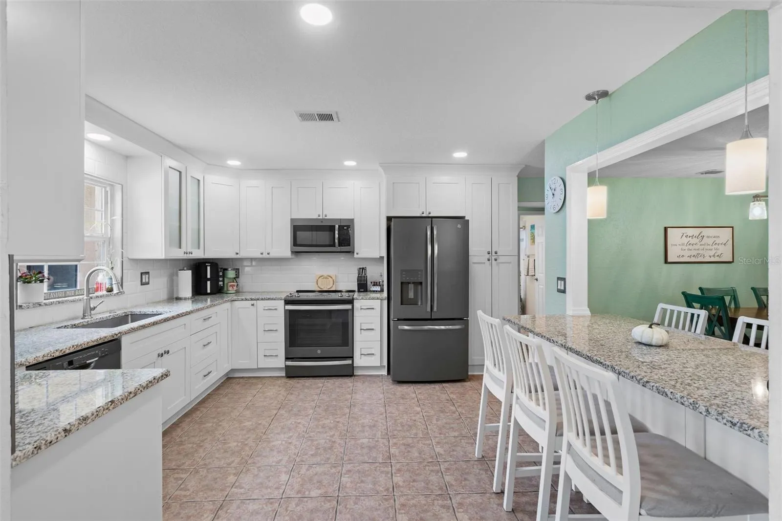 2128 KARAN WAY