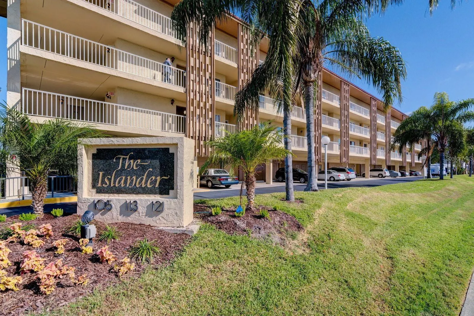 105 ISLAND WAY #132, #132
