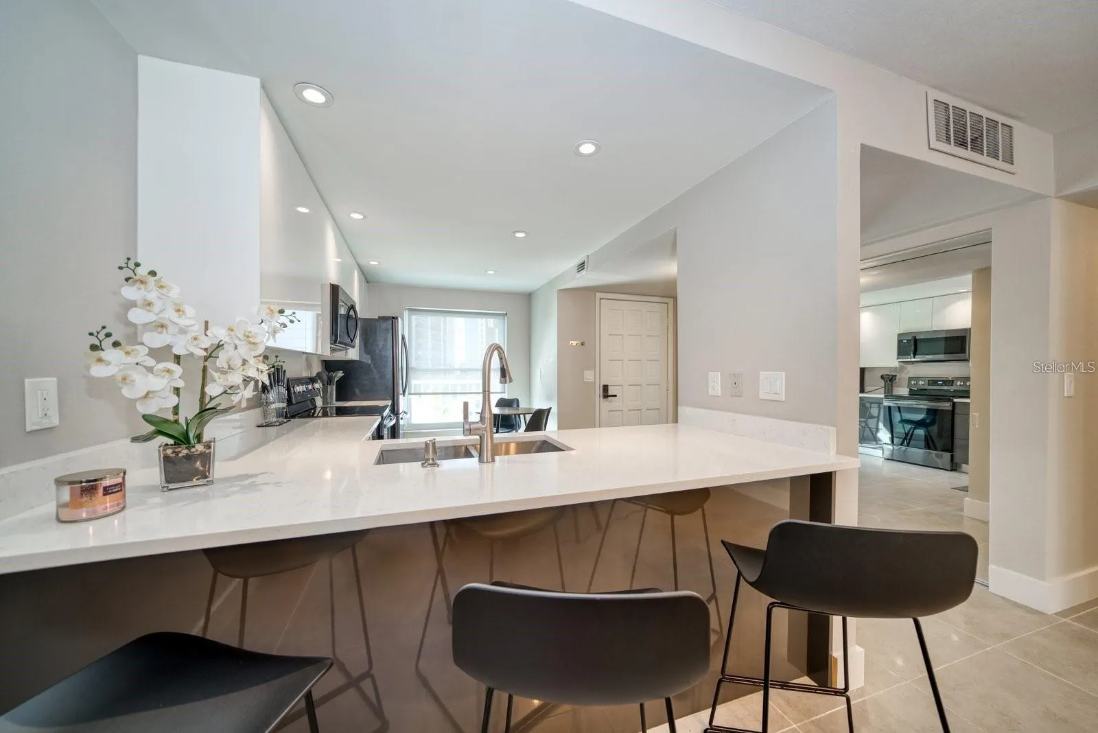 105 ISLAND WAY #132, #132