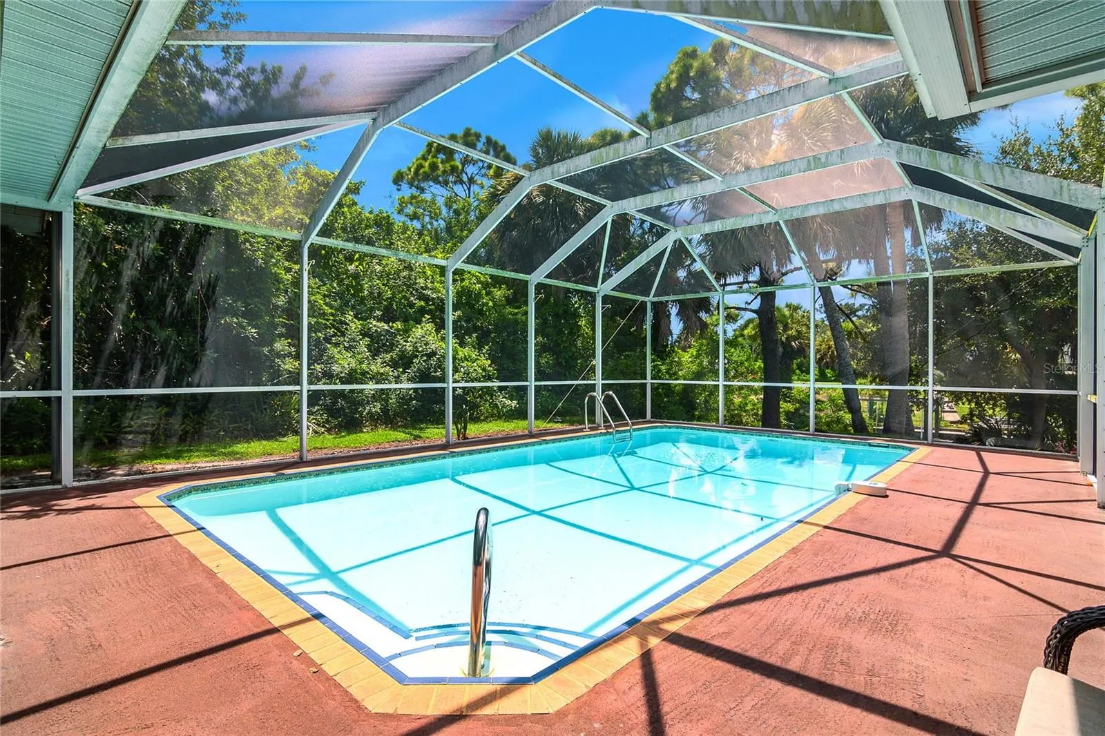 2123 CANNOLOT BLVD