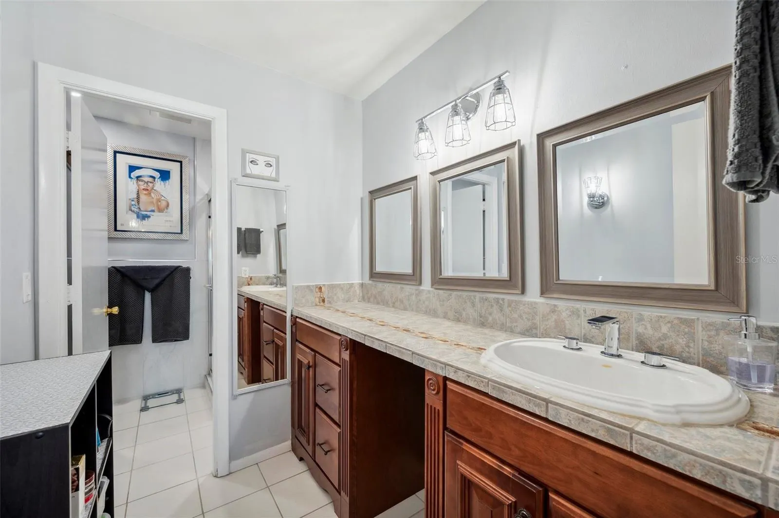 100 BLUFF VIEW DR #104A, #104A