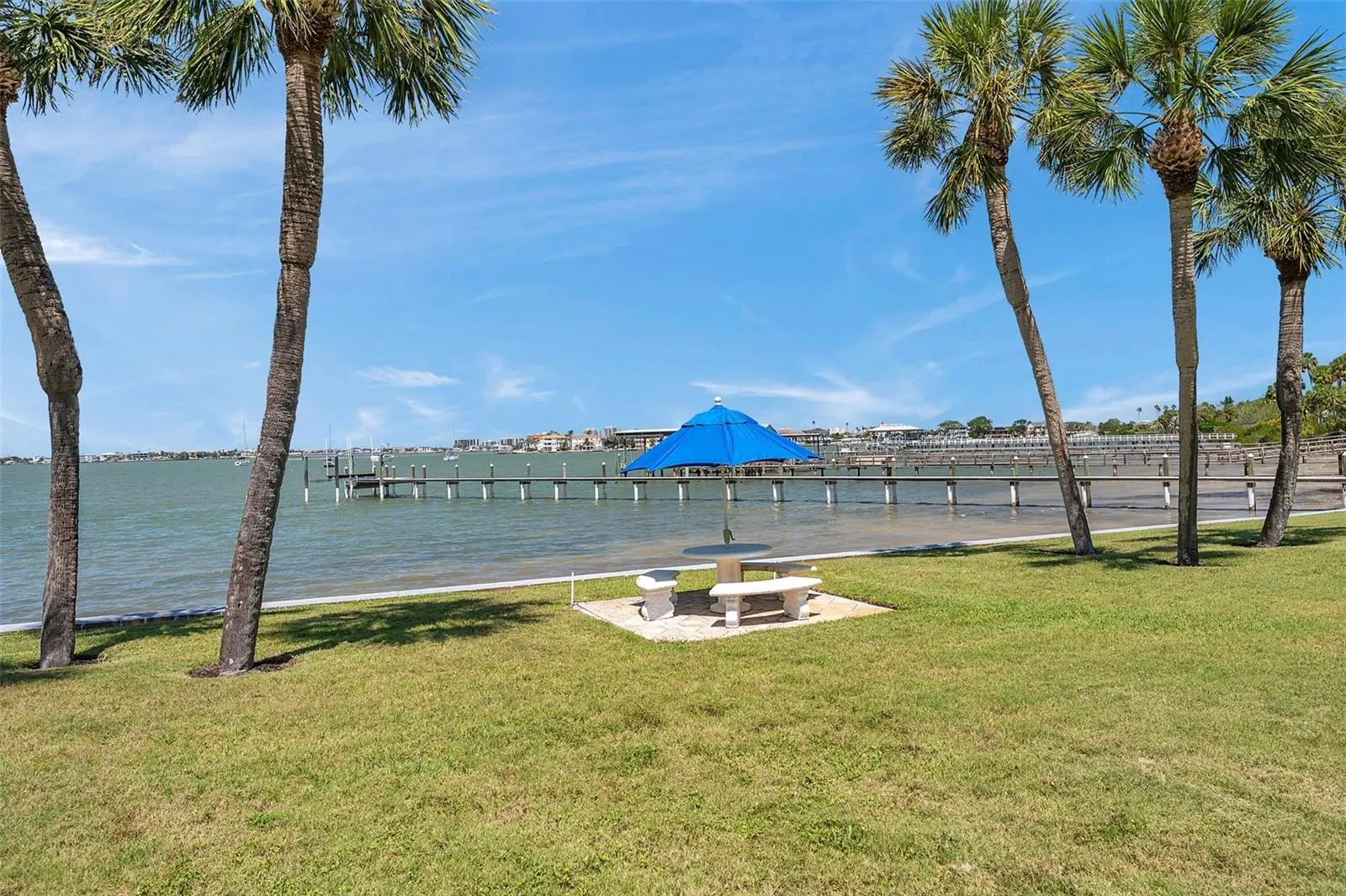 100 BLUFF VIEW DR #104A, #104A