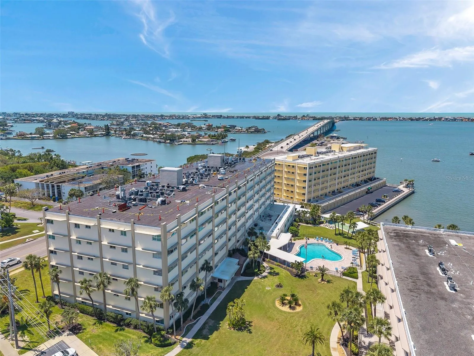 100 BLUFF VIEW DR #104A, #104A