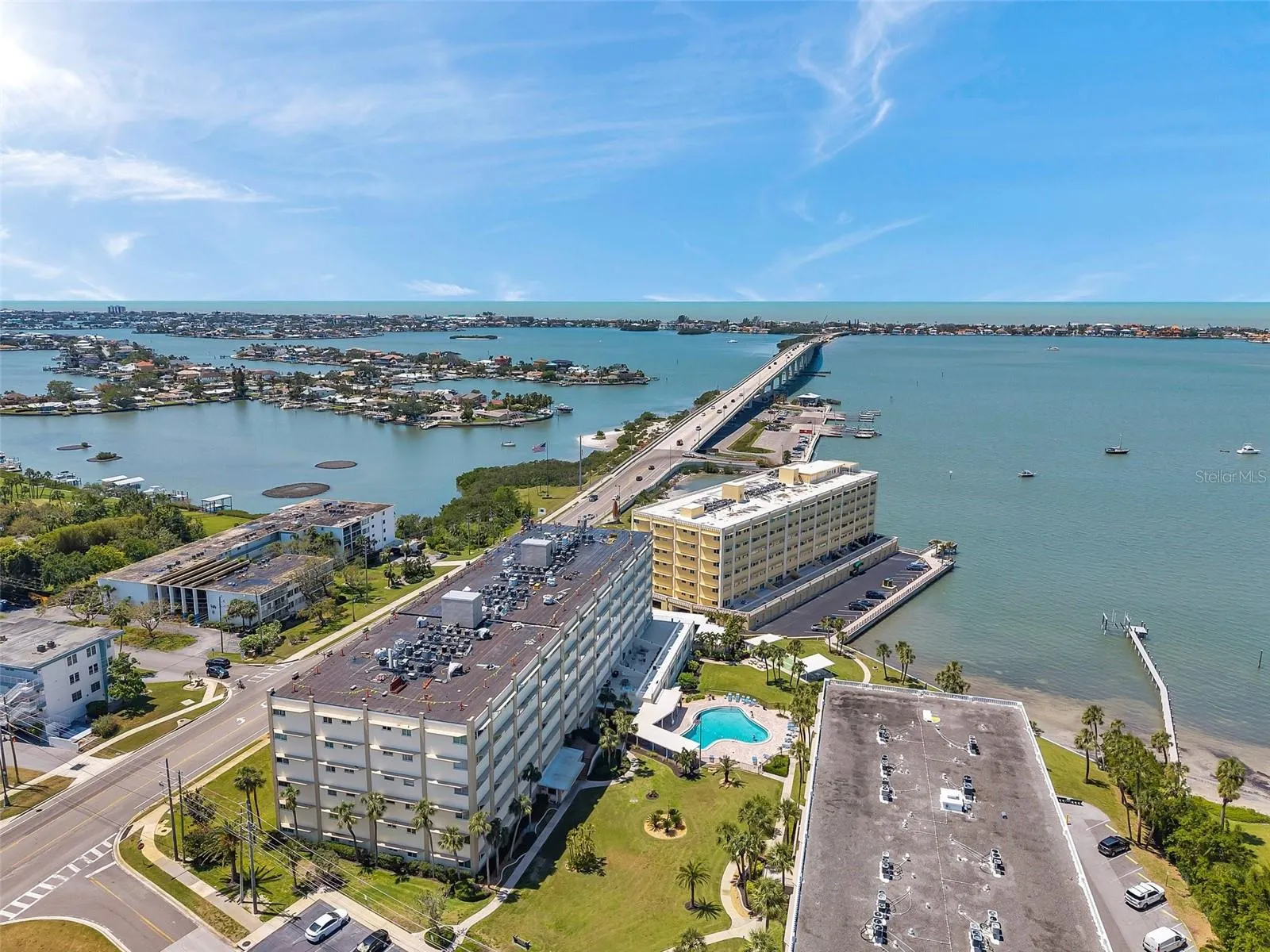 100 BLUFF VIEW DR #104A, #104A