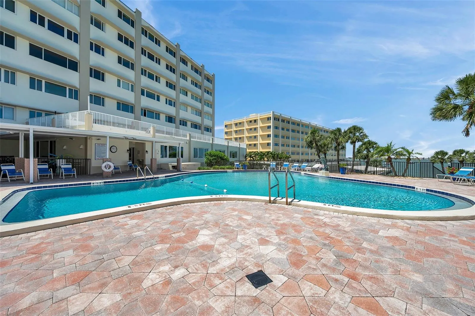 100 BLUFF VIEW DR #104A, #104A