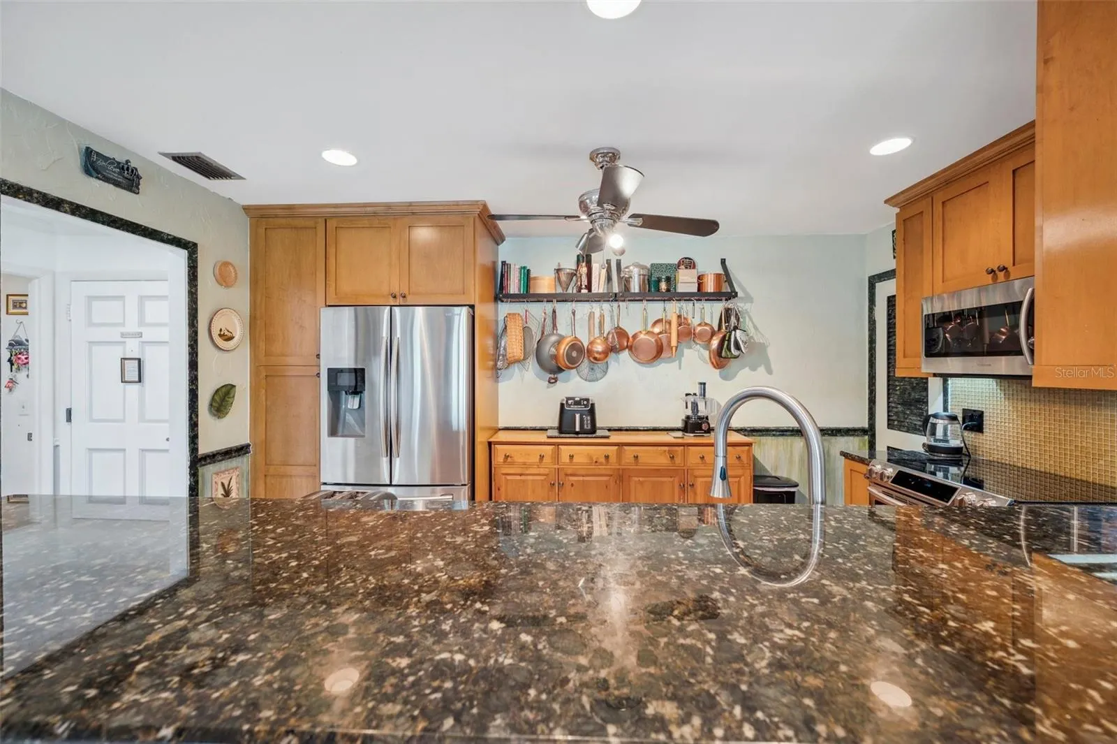 100 BLUFF VIEW DR #104A, #104A
