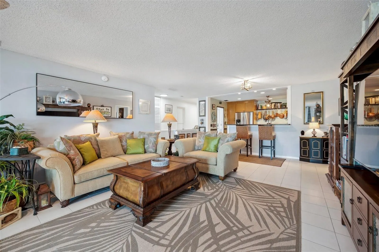 100 BLUFF VIEW DR #104A, #104A