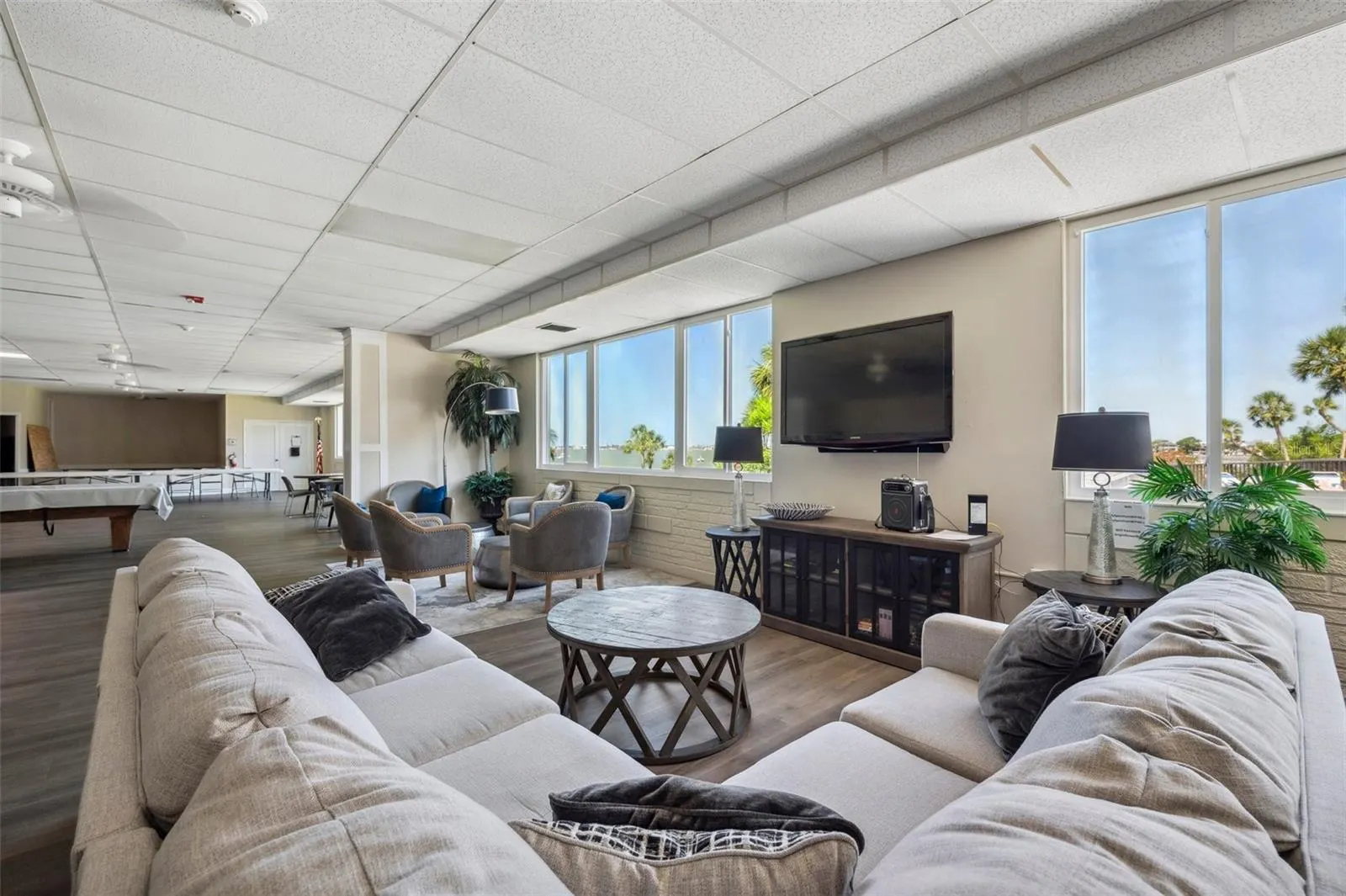 100 BLUFF VIEW DR #104A, #104A