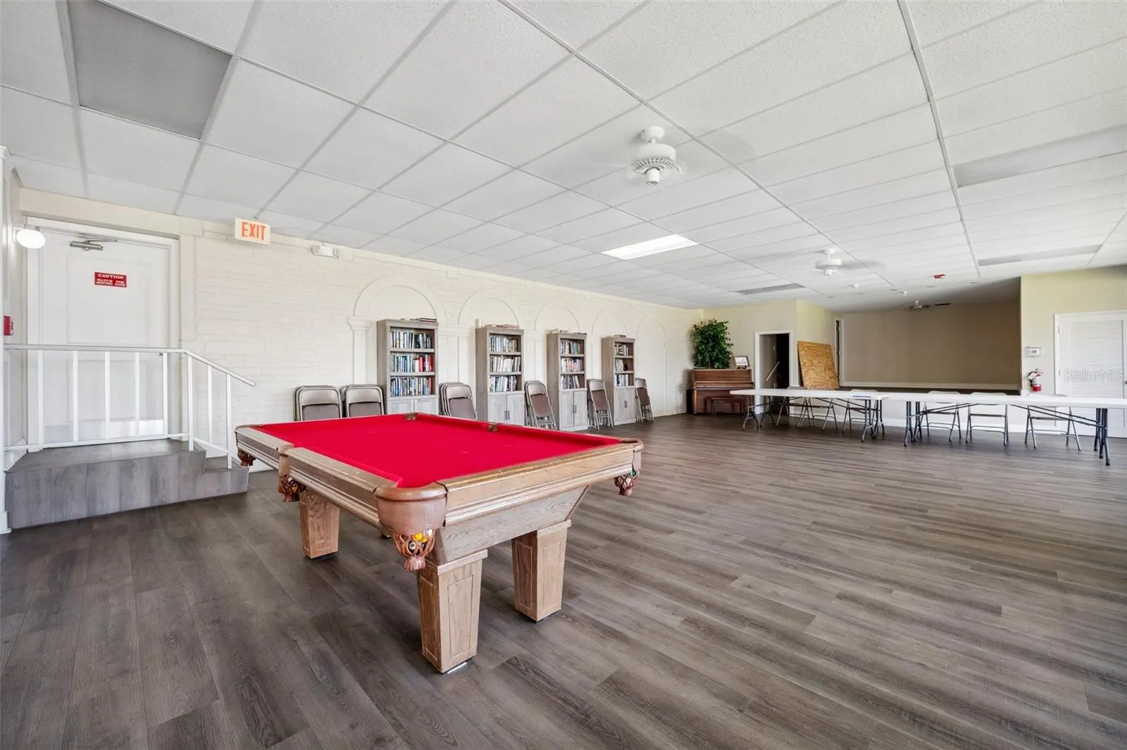 100 BLUFF VIEW DR #104A, #104A