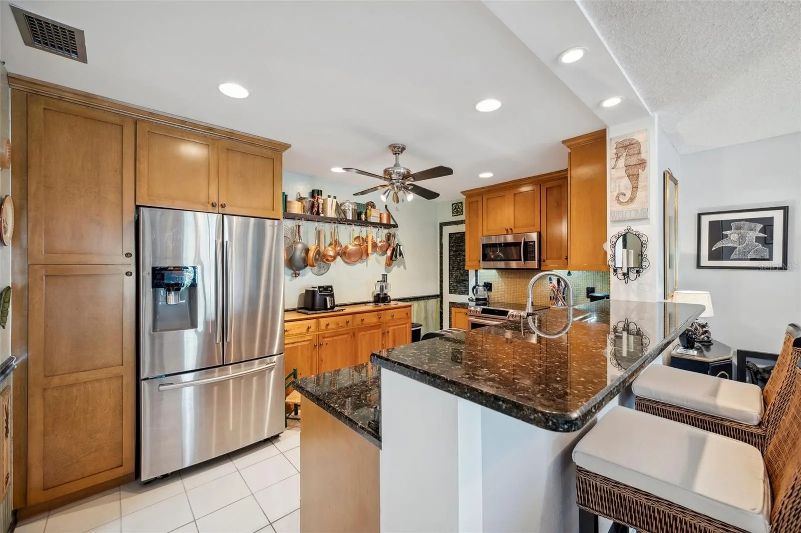 100 BLUFF VIEW DR #104A, #104A