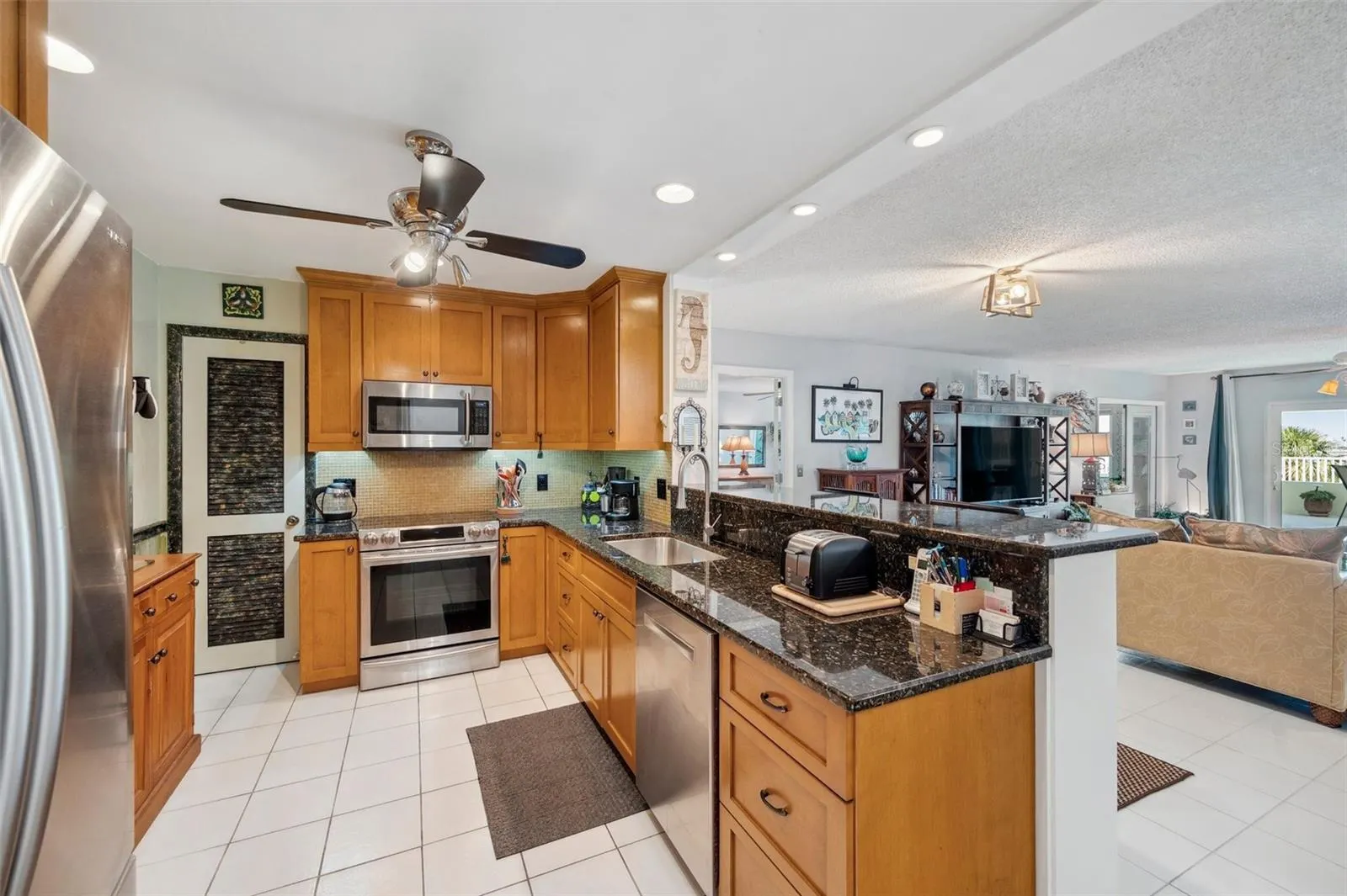 100 BLUFF VIEW DR #104A, #104A