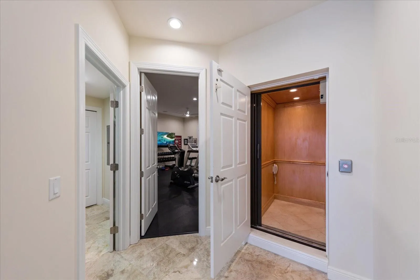 205 BRIGHTWATER DR #401, #401