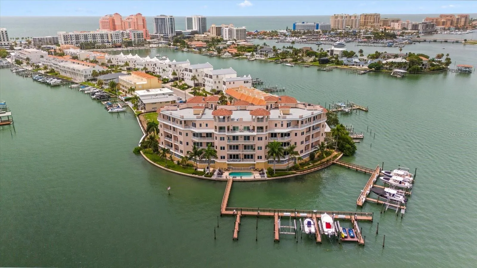 205 BRIGHTWATER DR #401, #401