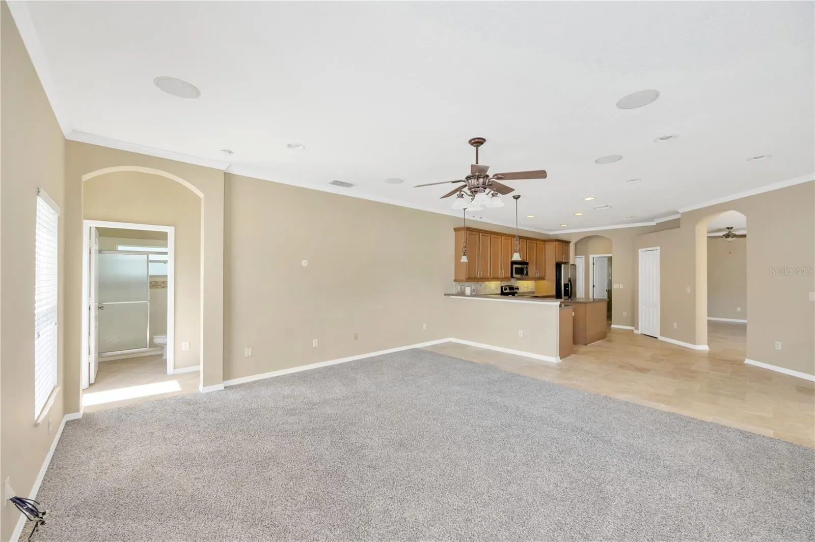 1833 MIRA LAGO CIR