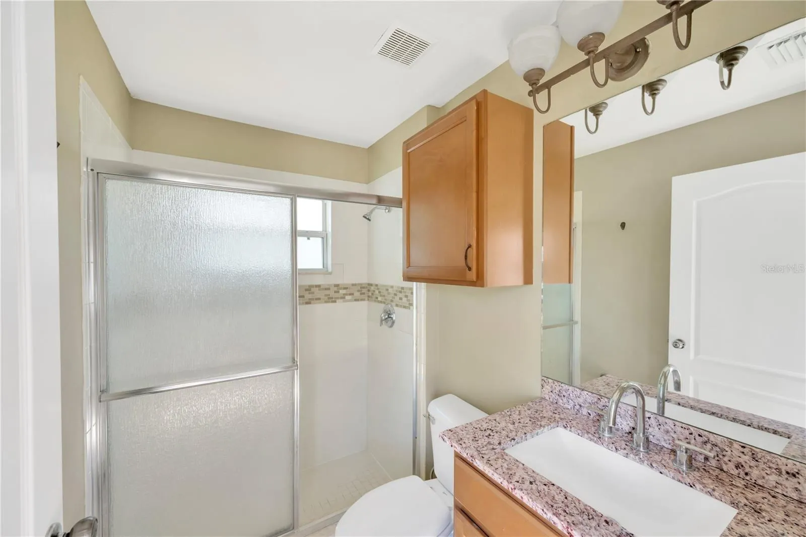 1833 MIRA LAGO CIR