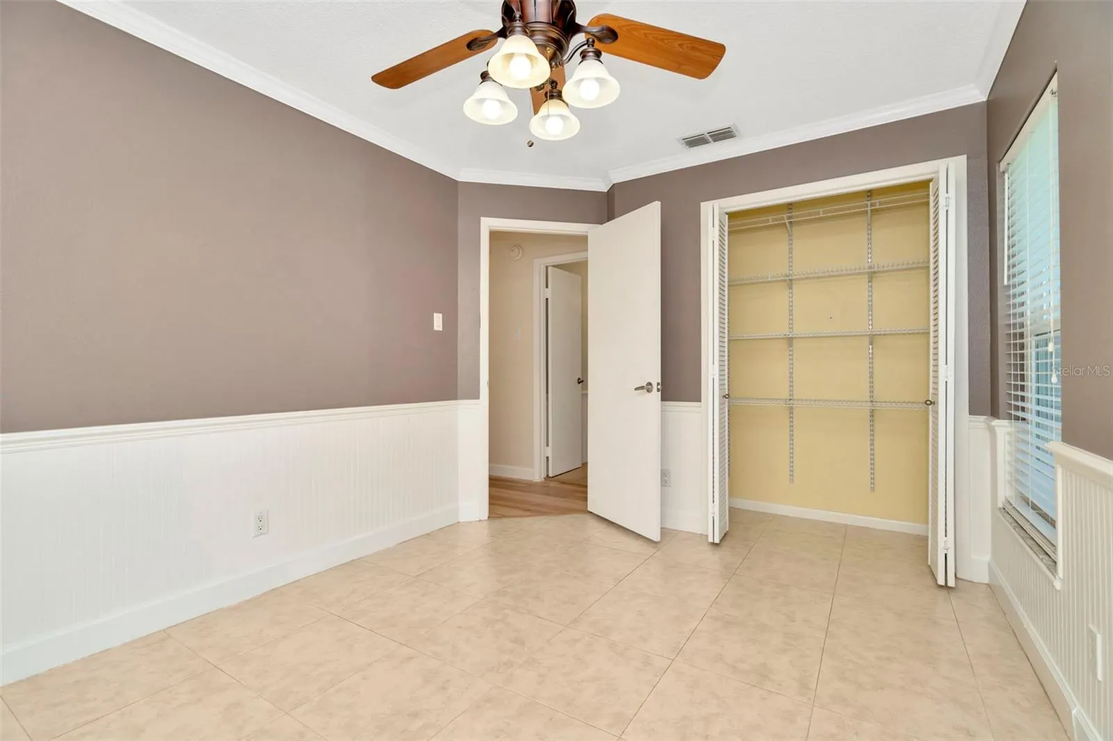 1504 ATTLEBORO LN