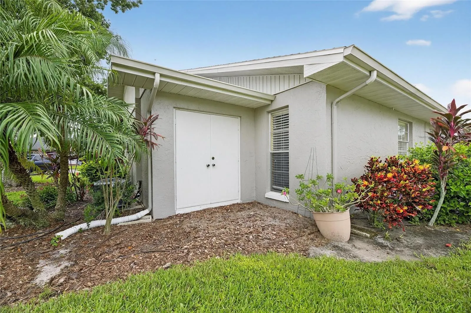 408 GLOUCESTER BLVD #33, #33