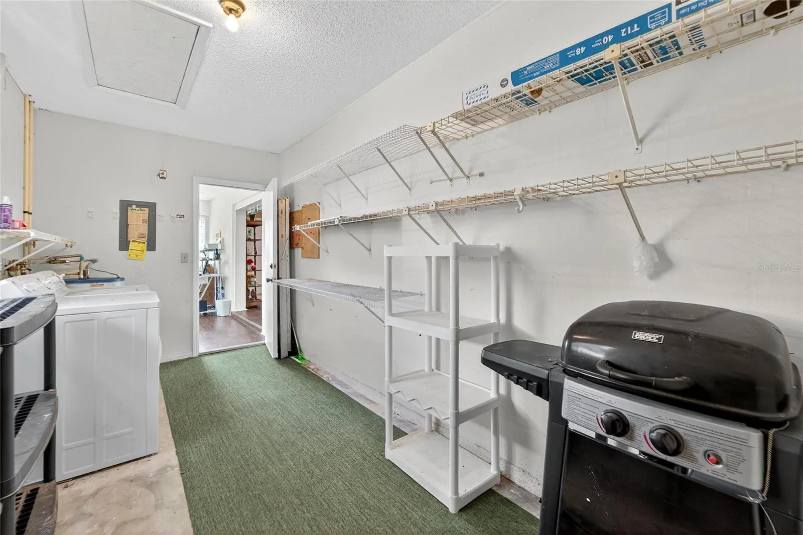 408 GLOUCESTER BLVD #33, #33