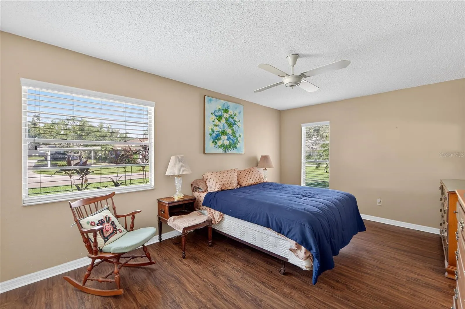 408 GLOUCESTER BLVD #33, #33