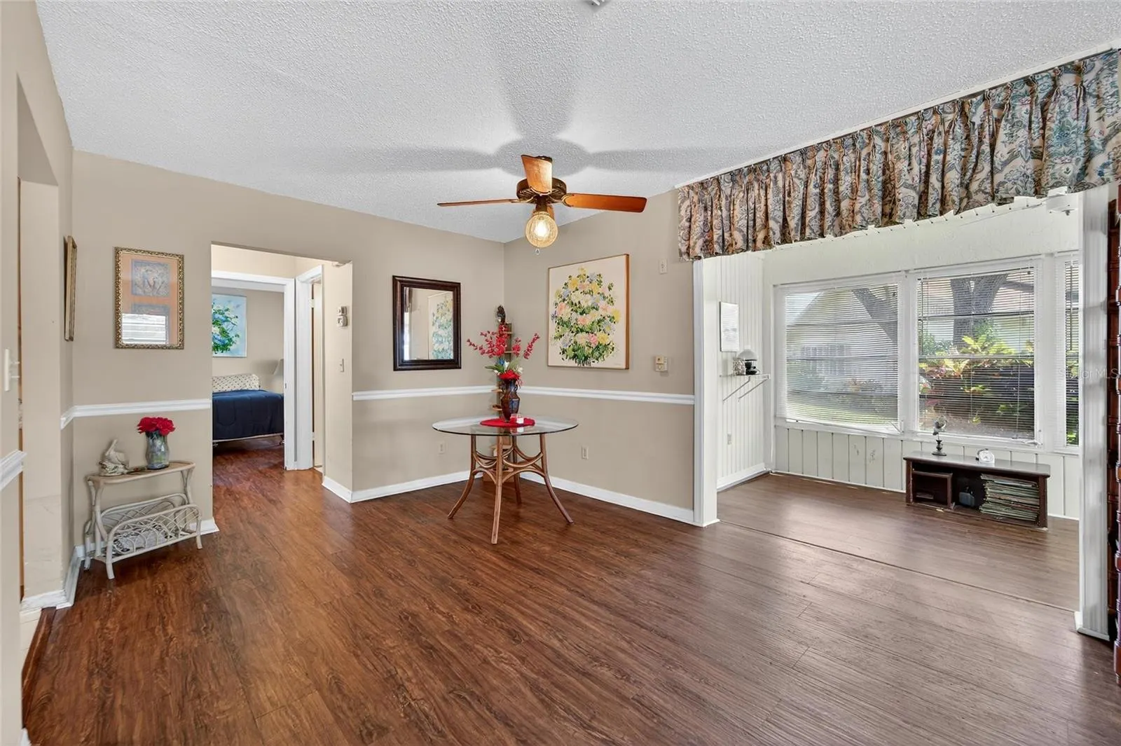 408 GLOUCESTER BLVD #33, #33