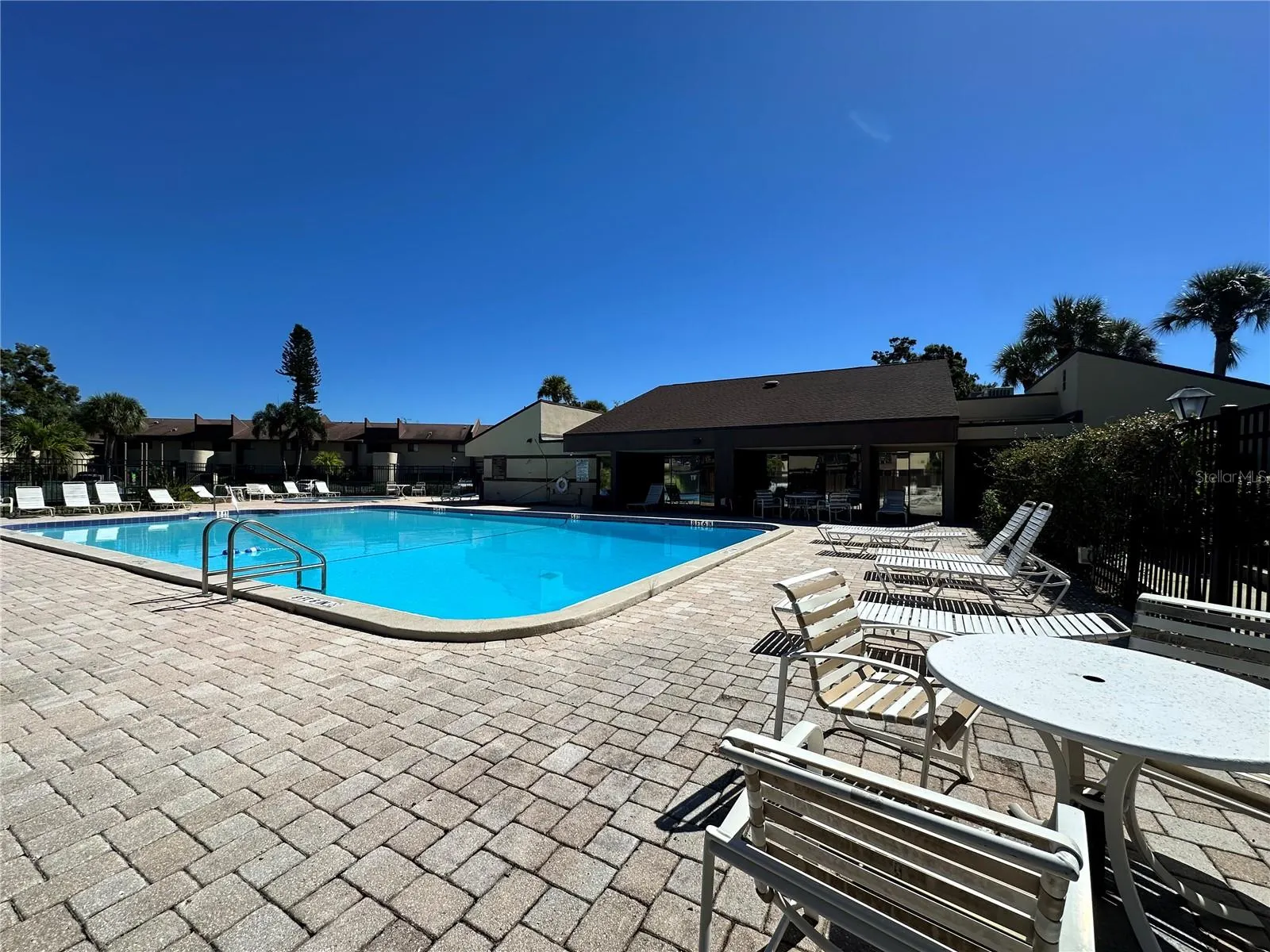 860 S VILLAGE DR N #201, #201