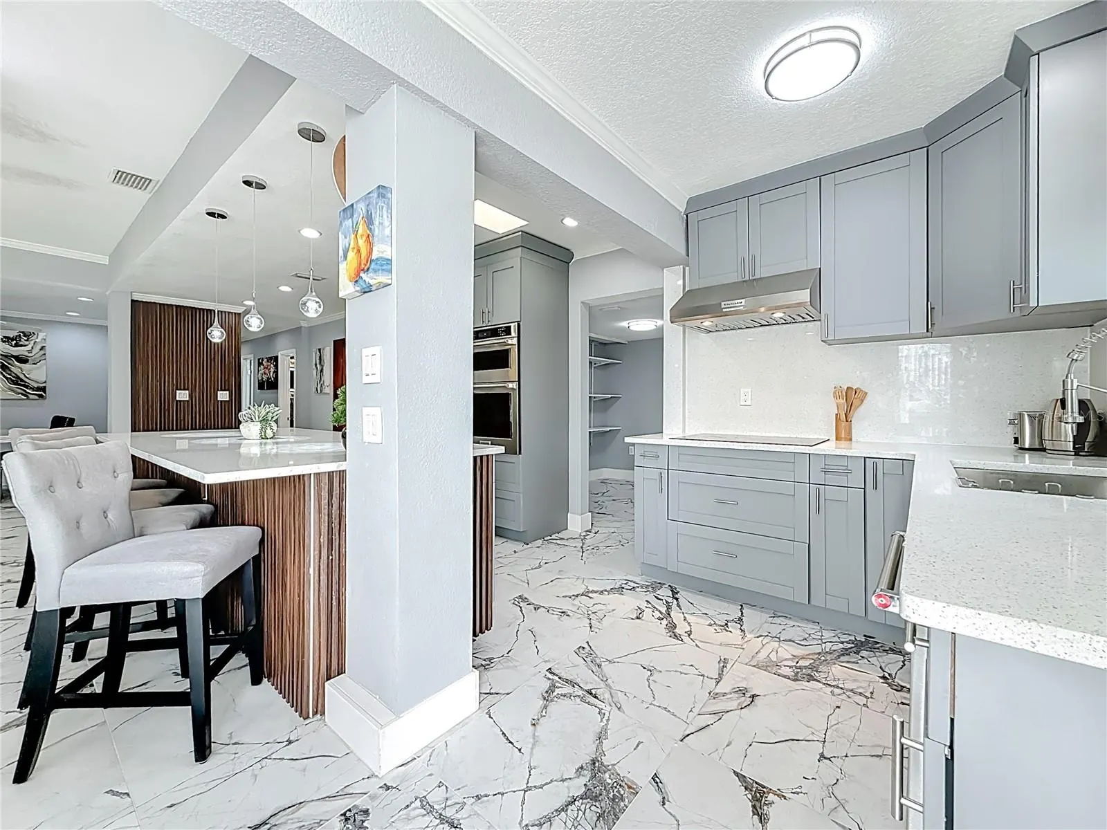 14186 W PARSLEY DR
