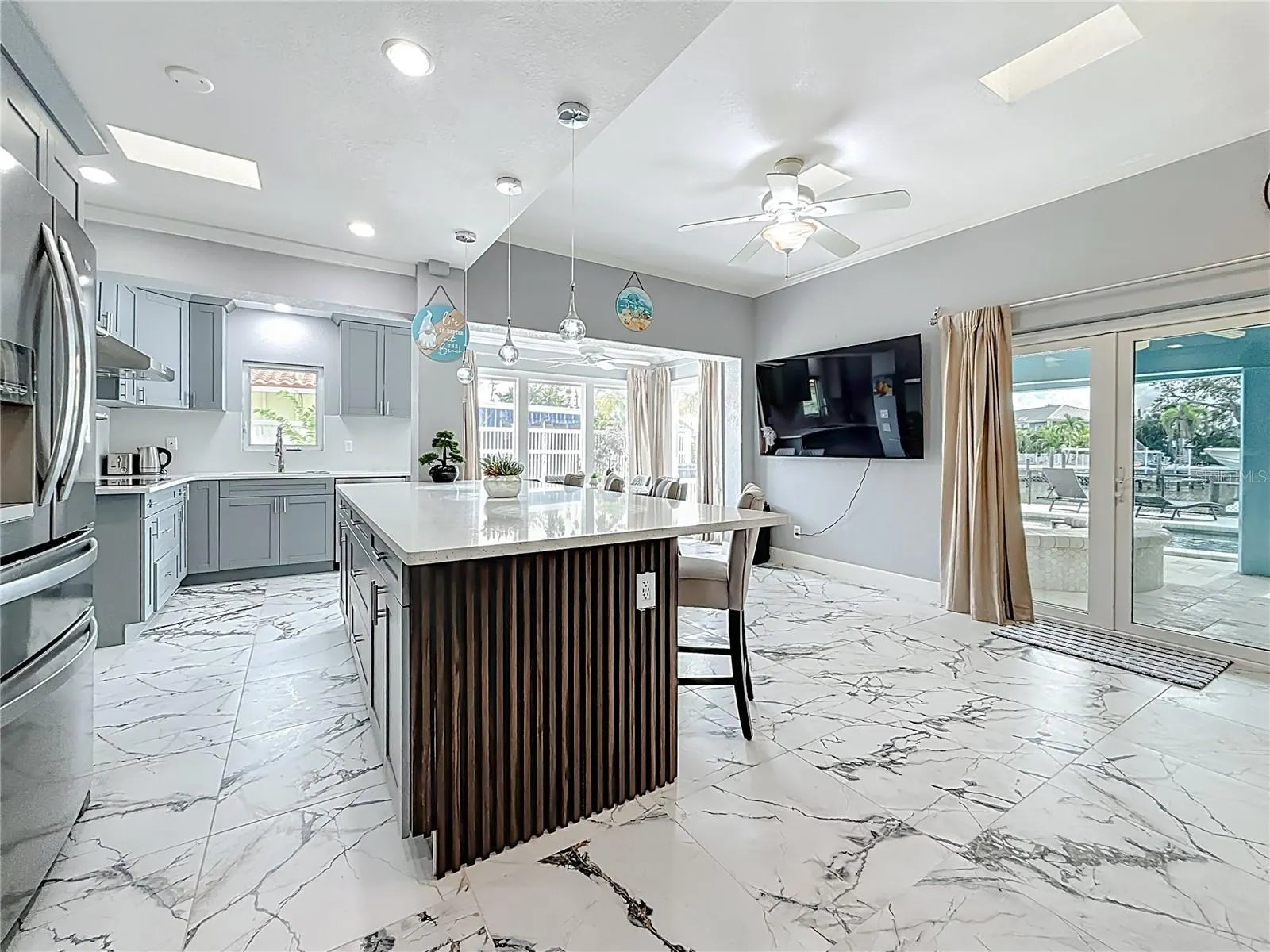14186 W PARSLEY DR