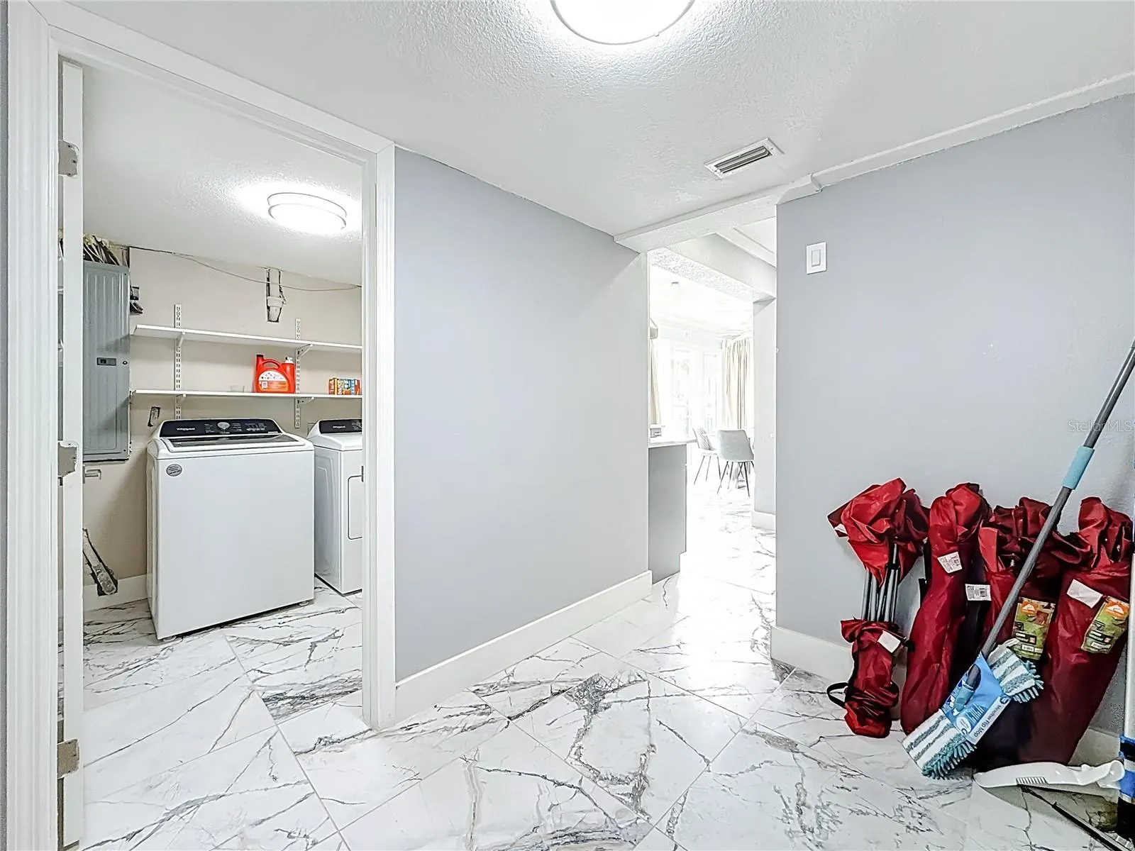 14186 W PARSLEY DR