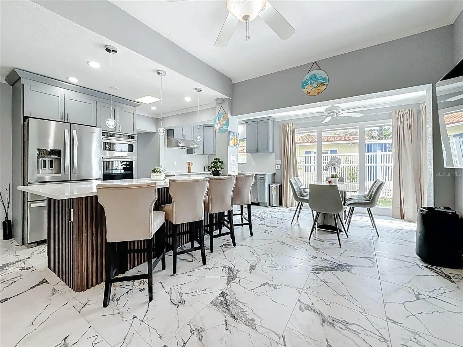 14186 W PARSLEY DR