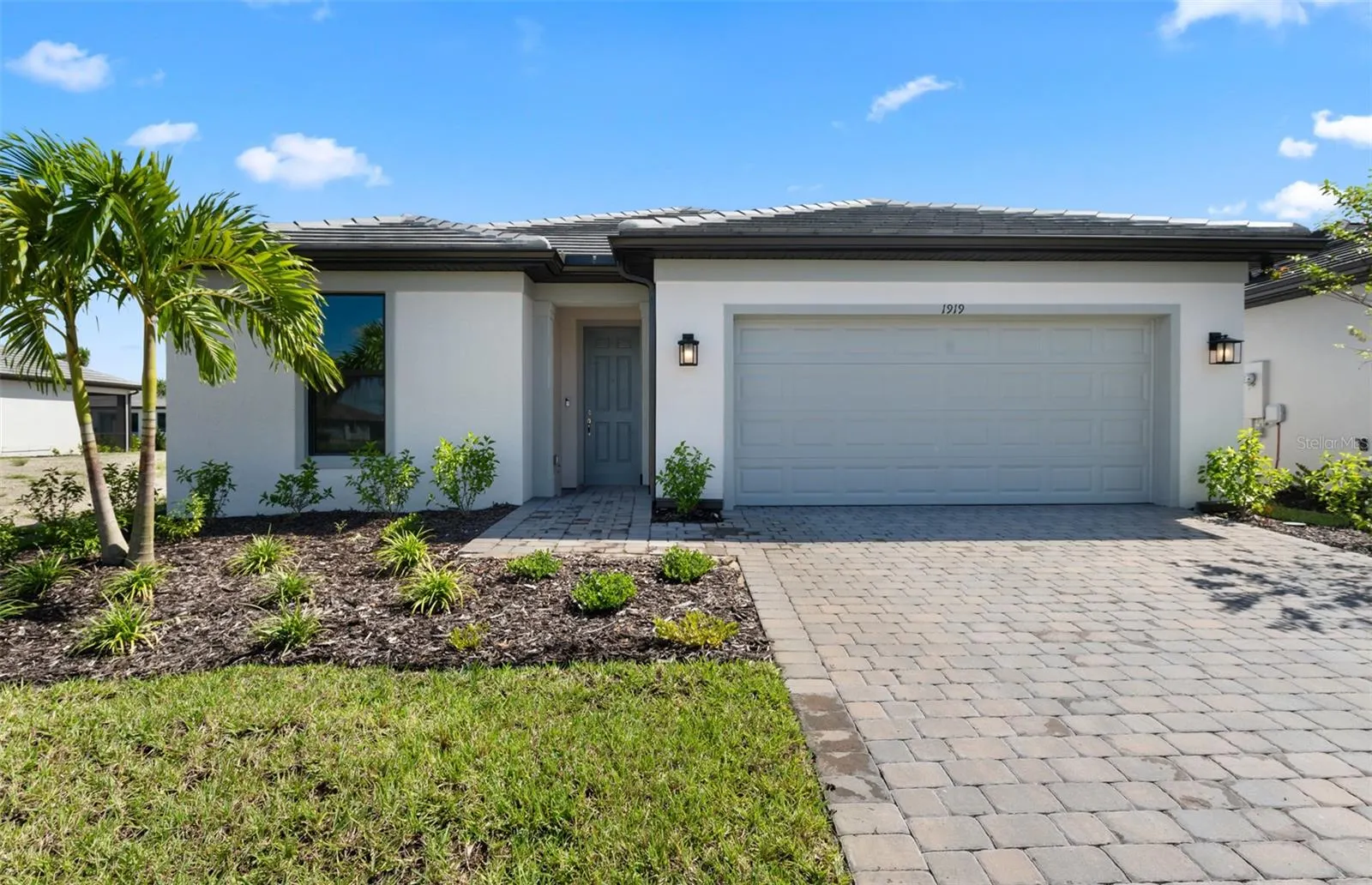 4620 BLUE STAR CT