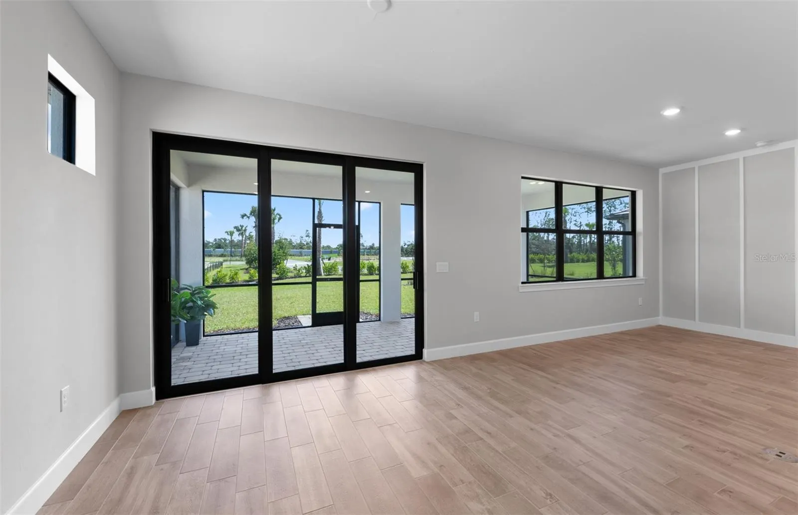4620 BLUE STAR CT