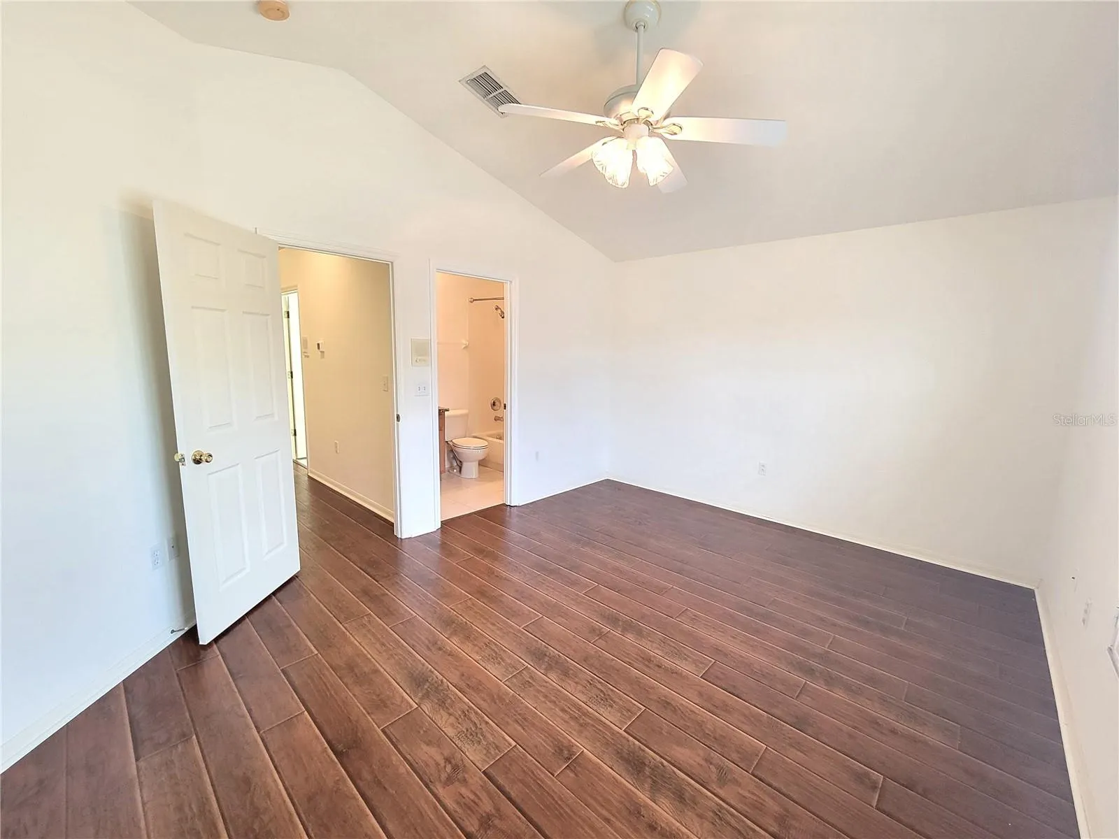 11237 KAPOK GRAND CIR