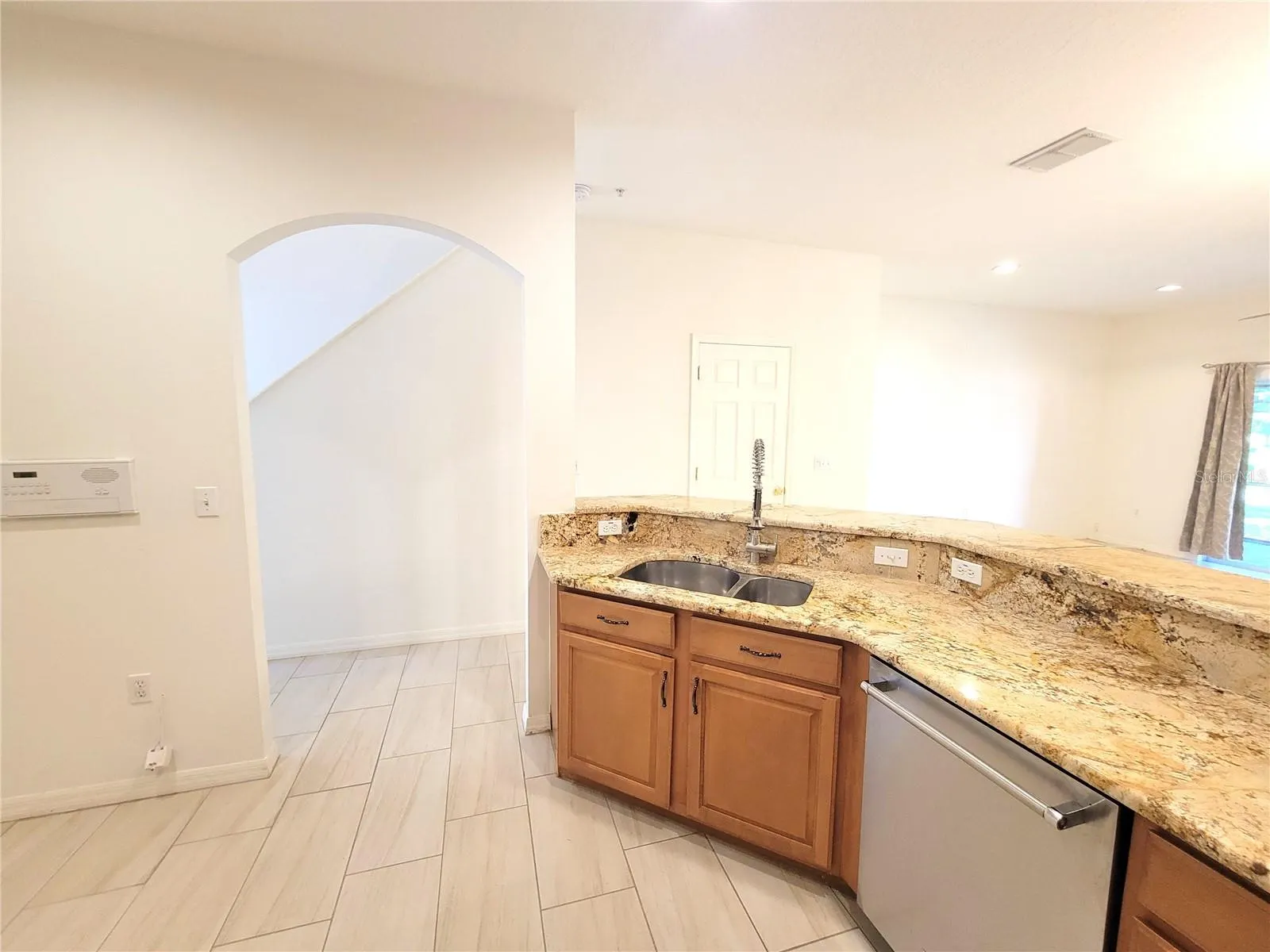 11237 KAPOK GRAND CIR
