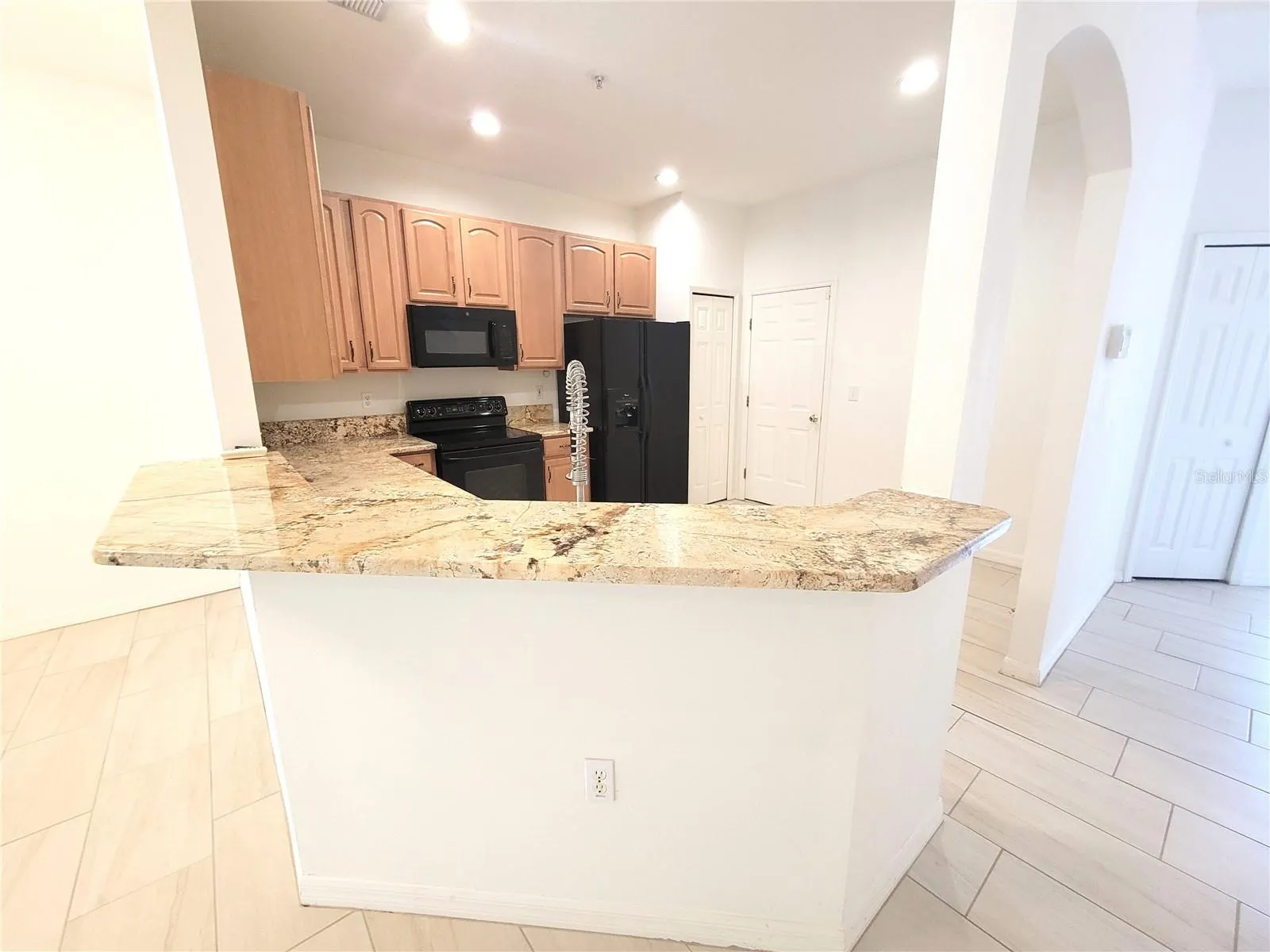 11237 KAPOK GRAND CIR