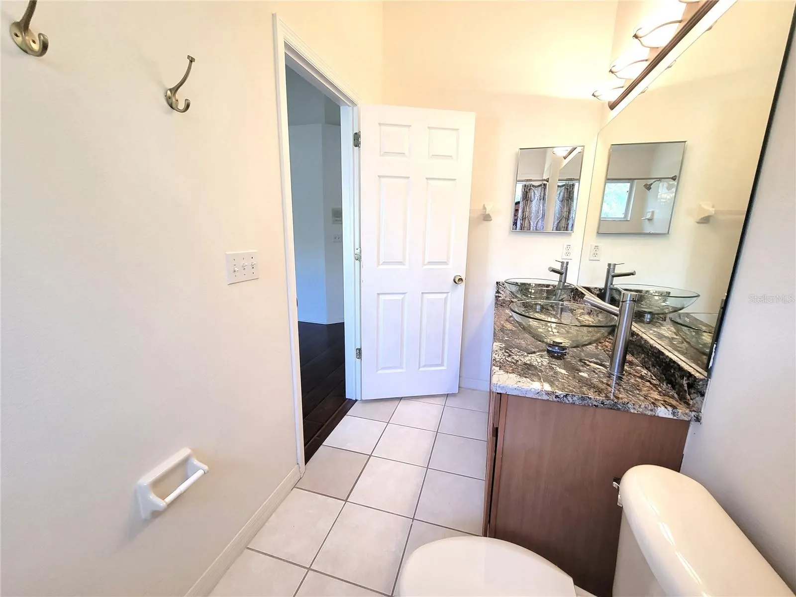 11237 KAPOK GRAND CIR